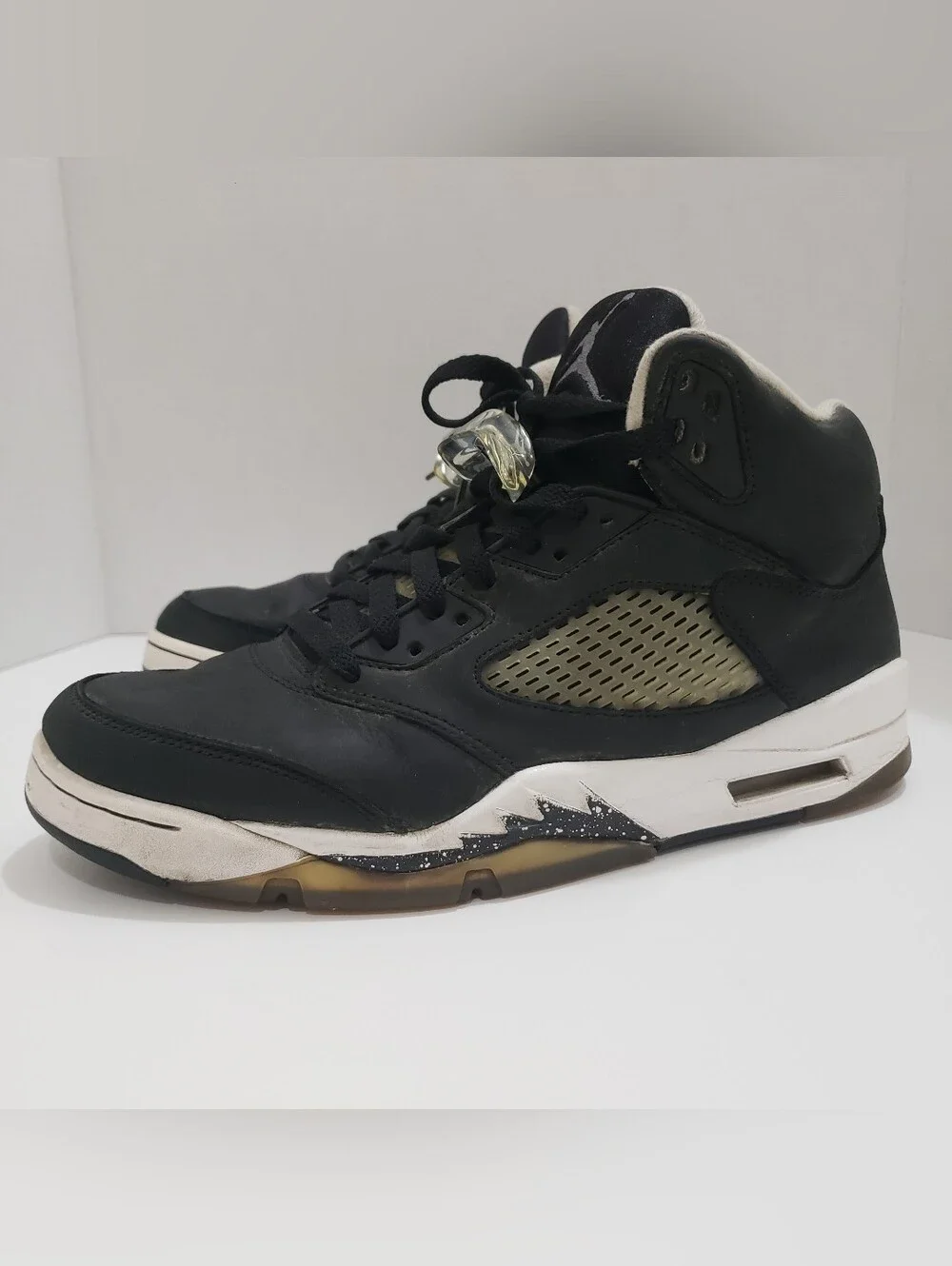 Jordan Air Jordan 5 Retro Oreo Black/Cool Grey/White Suede CT4838-011 Men's 10..